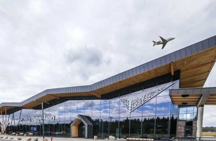 Czerwiec to kolejny miesiąc wzrostu liczby pasażerów korzystających z regionalnego lotniska.